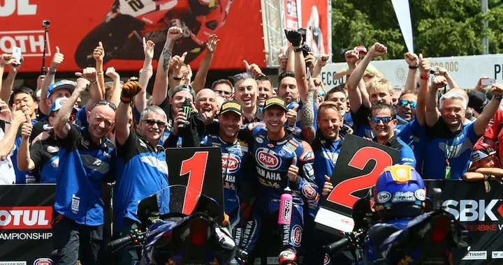 Superbike: Yamaha conferma Lowes e Van Der Mark