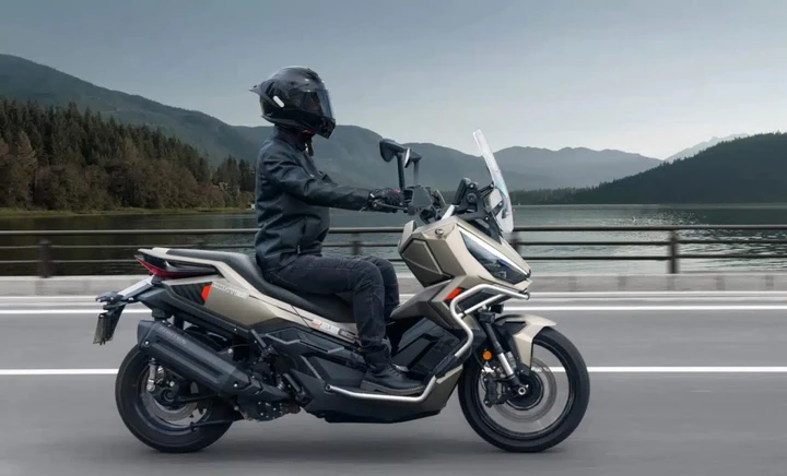 Nuovo Zontes 368G 2026: lo scooter crossover full optional a 5.592 euro
