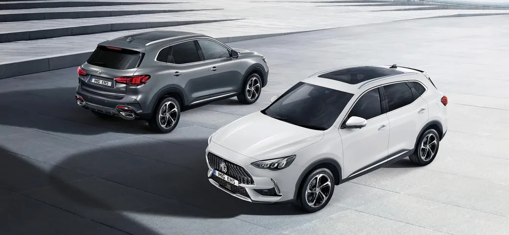 MG HS e MG EHS: i due C-SUV si aggiornano con l’ultimo restyling [FOTO]