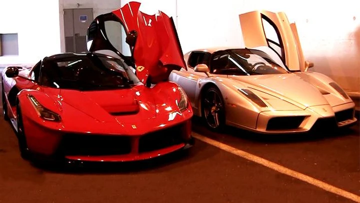 LaFerrari contro Ferrari Enzo in Video