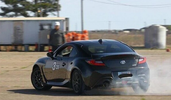 Niente garanzia perché “maltratta” in pista la sua Toyota GR86