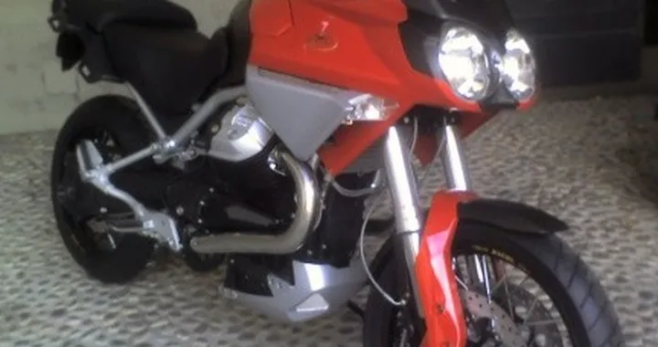 Moto Guzzi Stelvio 1200 - foto ufficiali