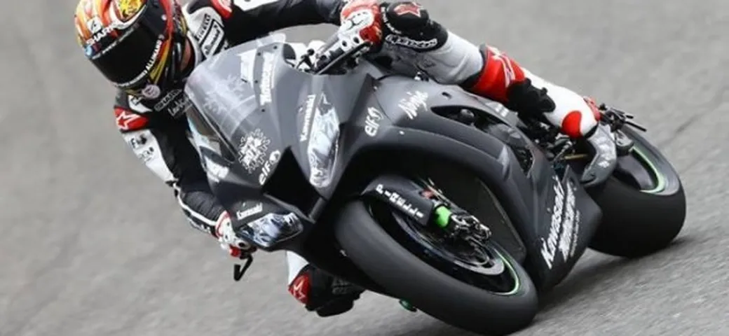 SBK: Loris Baz e la Kawasaki volano nei test di Aragon