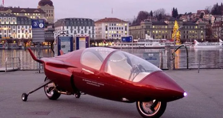 Acabion: una moto da 450 km/h!