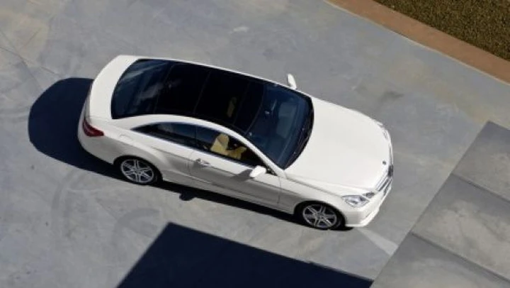 Mercedes: la Classe E è il modello di prestigio dal più alto valore residuo