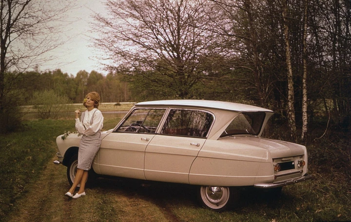 Citroen AMI 6: 60 anni per un'auto dal design insolito