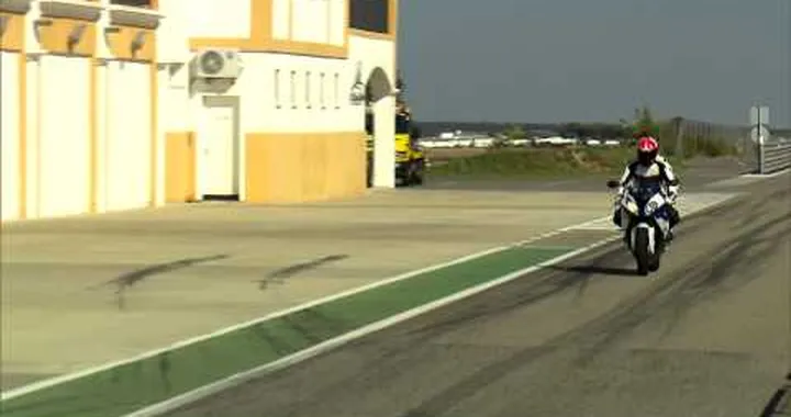 2015 new BMW S1000RR riding scenes