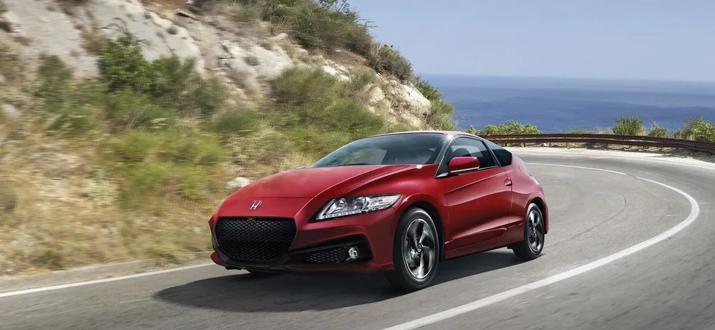 Honda CR-Z 2016: foto e informazioni