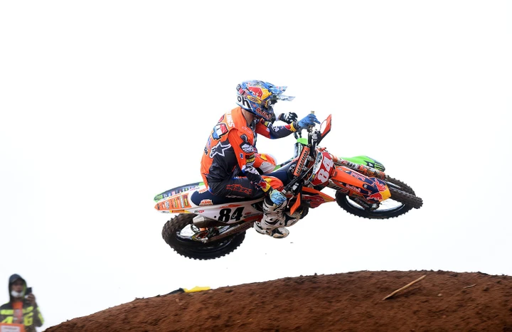 MXGP | GP dell'Asia 2018: l'olandese volante allunga su Cairoli
