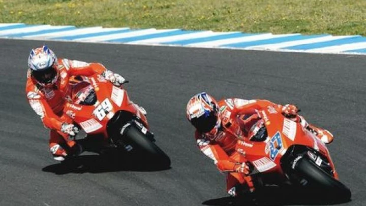 Estoril: finalmente Stoner! Hayden, 