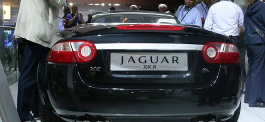 Jaguar XKR a Londra 2006