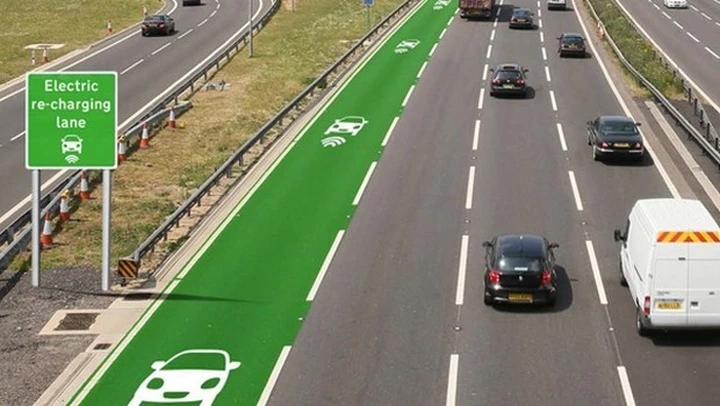 Sulle auto elettriche il 20% di incidenti in più: RCA alle stelle