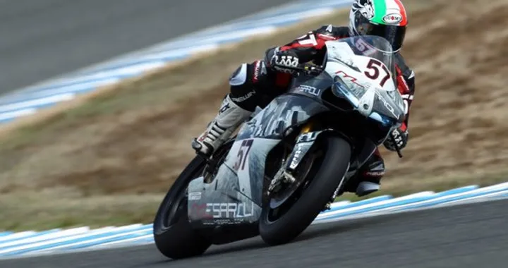 SBK Jerez, Lanzi precede le 1199 Panigale con la Ducati 1098R: "Lavoro eccellente"