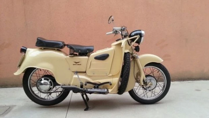 Foto del giorno: Moto Guzzi Galletto 192cc