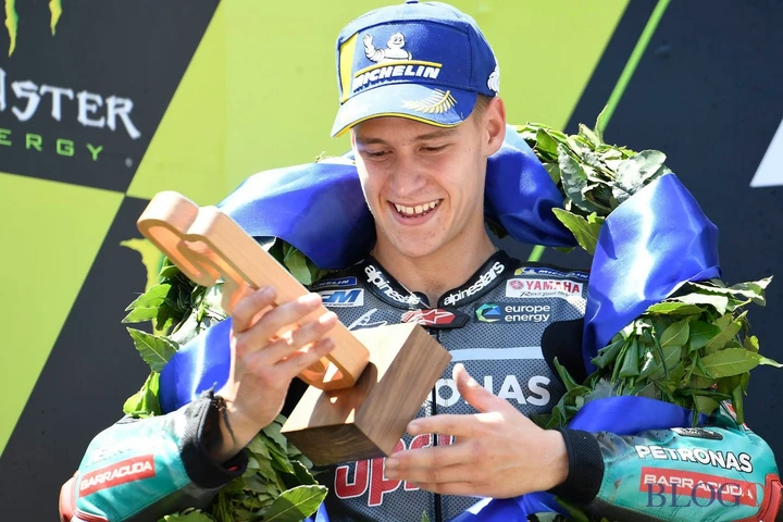 Quartararo sul podio a Barcellona: 