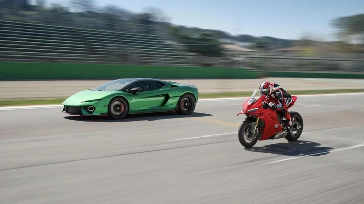 Temerario vs Panigale V4: la sfida epica tra Lamborghini e Ducati a Imola