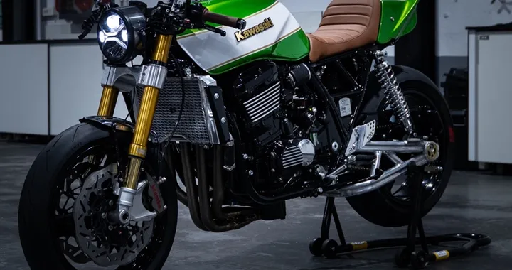 Kawasaki ZRX1200 Restomod: la muscle bike anni 2000 rinasce con BOLT