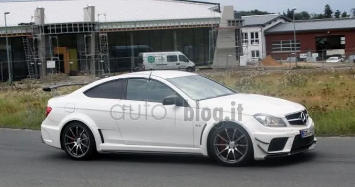 Foto Spia Aero-kit Mercedes C63 AMG Black Series