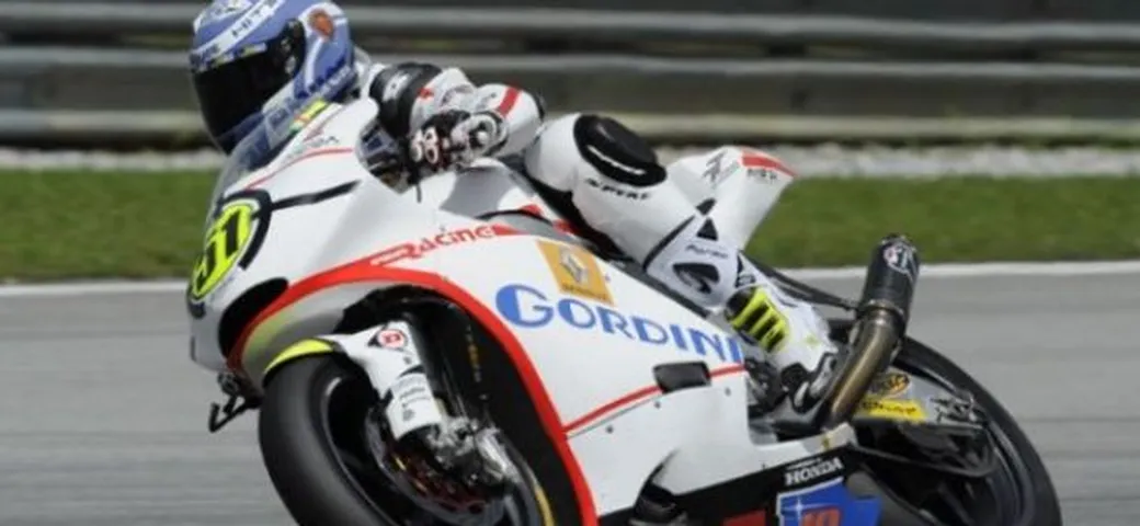 Moto2: Vittoria divina di Michele Pirro, Kallio e Aegerter sul podio