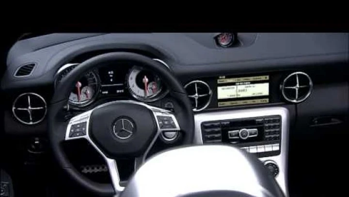 Mercedes SLK: nuovi video ufficiali