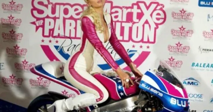 Team Supermaxtè by Paris Hilton: ecco la livrea della 125 Aprilia sponsorizzata da Paris