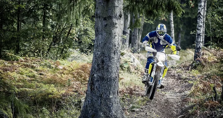 Schio: caccia aperta ai motociclisti