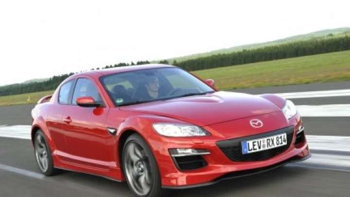 Mazda RX8: le immagini ufficiali del restyling al debutto a Francoforte