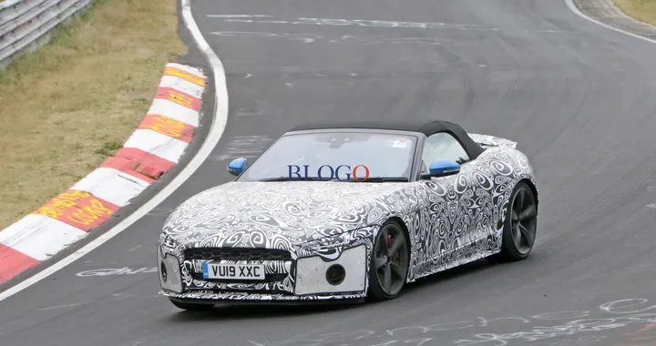 Jaguar F-Type Cabrio 2020: foto spia al Nurburgring