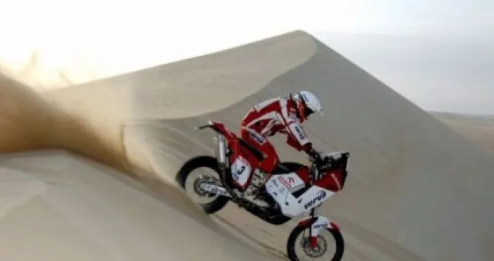 Abu Dhabi Desert Challenge 2010: terza tappa al polacco Jakub Przygonski