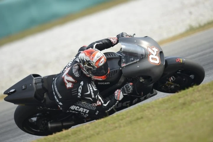 Dovizioso velocissimo a Sepang con la Ducati: 