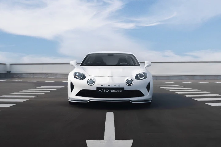 Alpine A110 E-ternité: ecco la versione elettrica