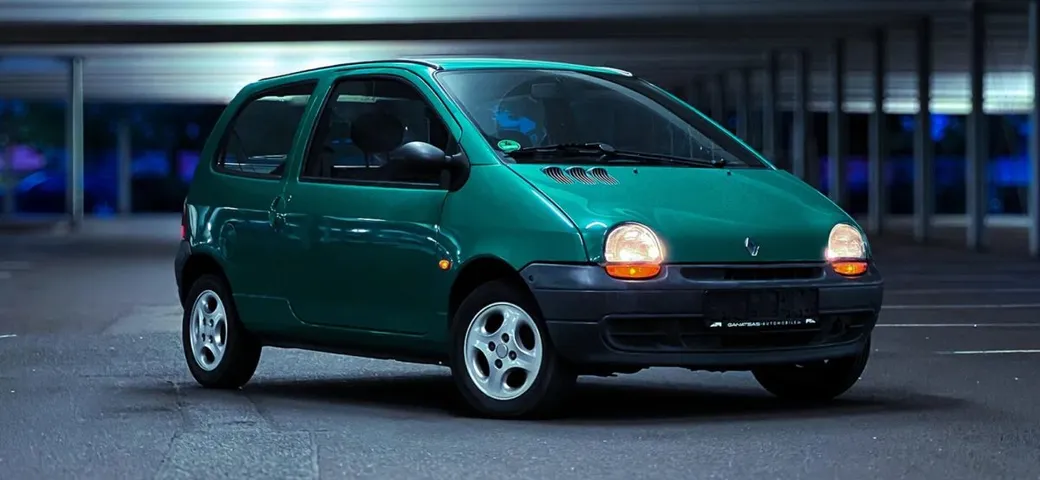 Questa Renault Twingo può competere al Nürburgring: come mai