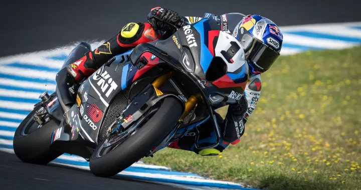 Superbike 2025: un debutto intenso per BMW Motorrad Motorsport