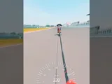 A 221 km/h in bicicletta, trainato da una Honda CBR1000RR-R: il video