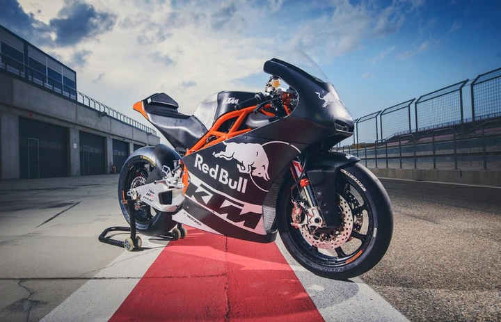 KTM in Moto2 nel 2017 con Binder e Oliveira