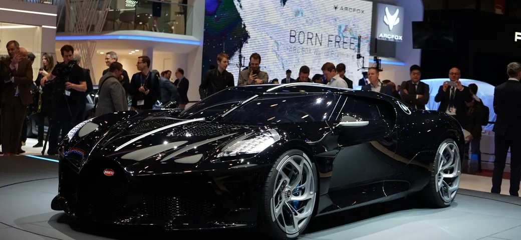 Salone di Ginevra 2019: Bugatti ha presentato la Voiture Noire