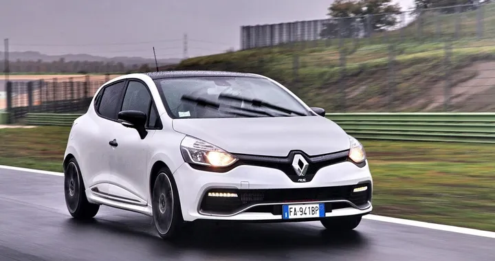 Street price: i prezzi e gli sconti reali su Renault Clio praticati dai Concessionari