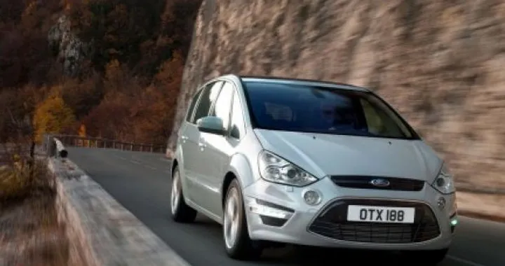 Listino Prezzi Ford S-Max e Galaxy restyling