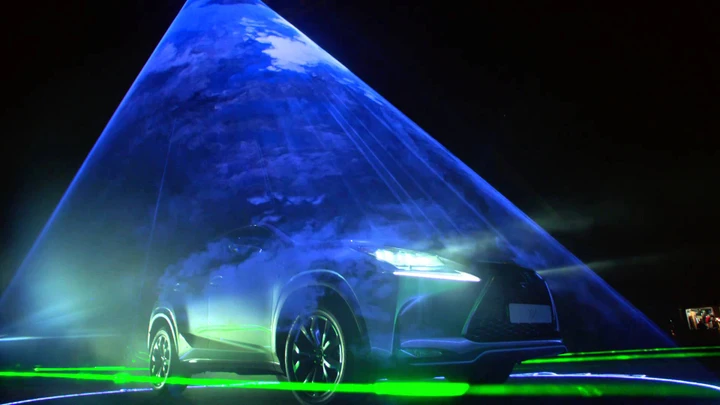 La Lexus NX suona con Will.i.am. [Video]