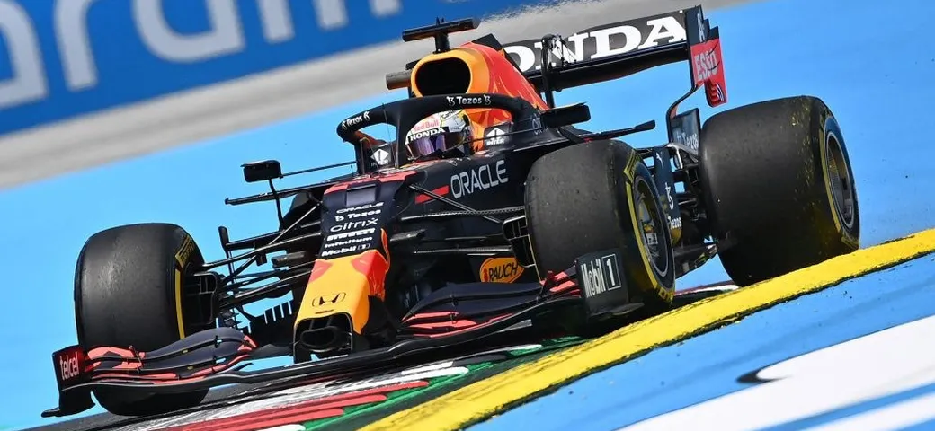 F1 GP di Stiria: troppo Verstappen per tutti e la pole position è sua