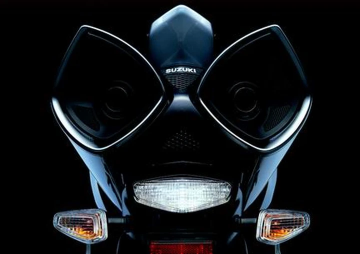 Suzuki B-King: tutte le caratteristiche