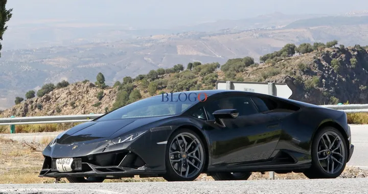 Lamborghini Huracan EVO: foto spia della versione più estrema?