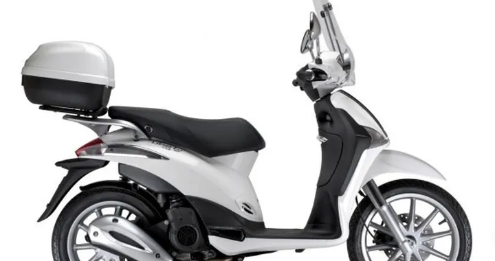 Piaggio: scendono i prezzi di Liberty 125 e Beverly 125 MY 2013
