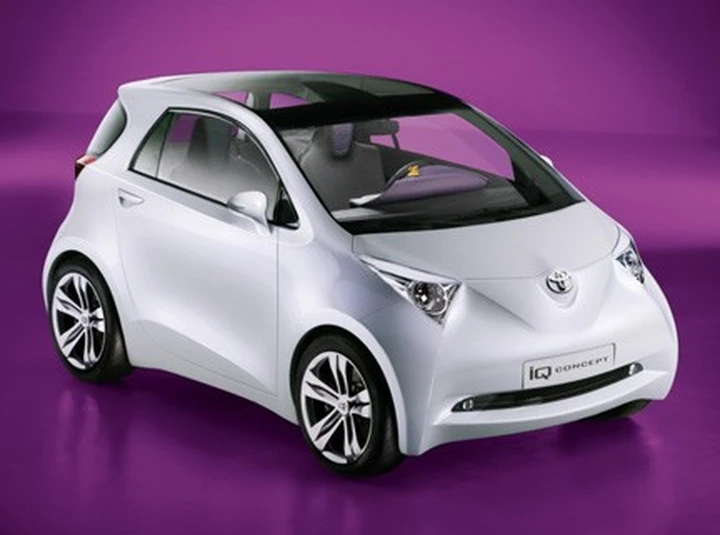 Toyota iQ con motore della Yamaha R1