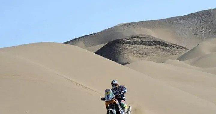 Dakar 2011: Marc Coma si impone in tappa8, Despres e Lopez seguono a ruota
