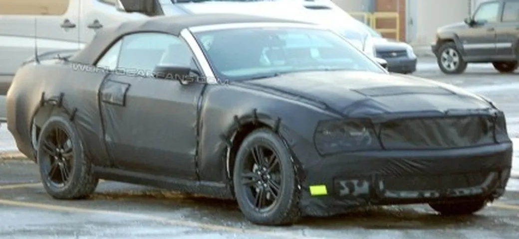 Ford Mustang: lifting di metà carriera