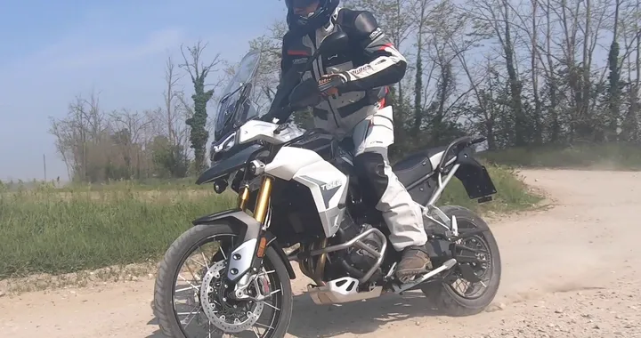 Triumph Tiger 900 Rally PRO, la video-prova