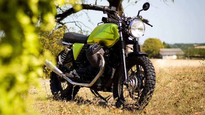 Moto Guzzi V7 Special by Tumulte