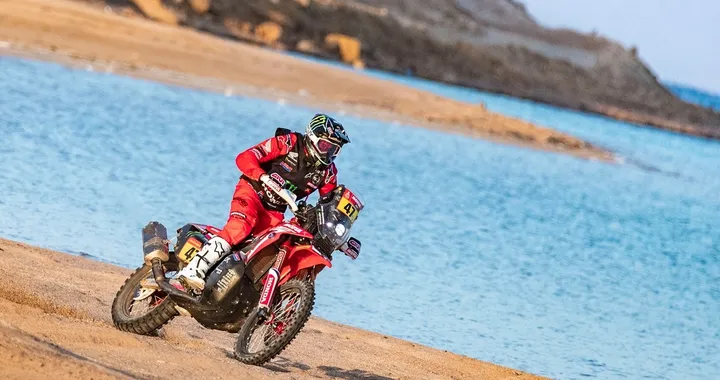 Dakar 2021: 9a Tappa a Kevin Benavides; incidente per Price