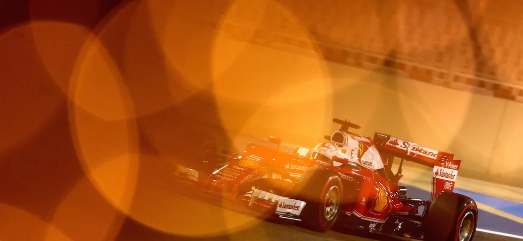 Gp Bahrain: vince Rosberg davanti a Raikkonen e Hamilton. Ritiro Vettel.